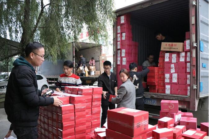 <b>四川正宗串串底料廠家批發(fā)怎么選?</b>